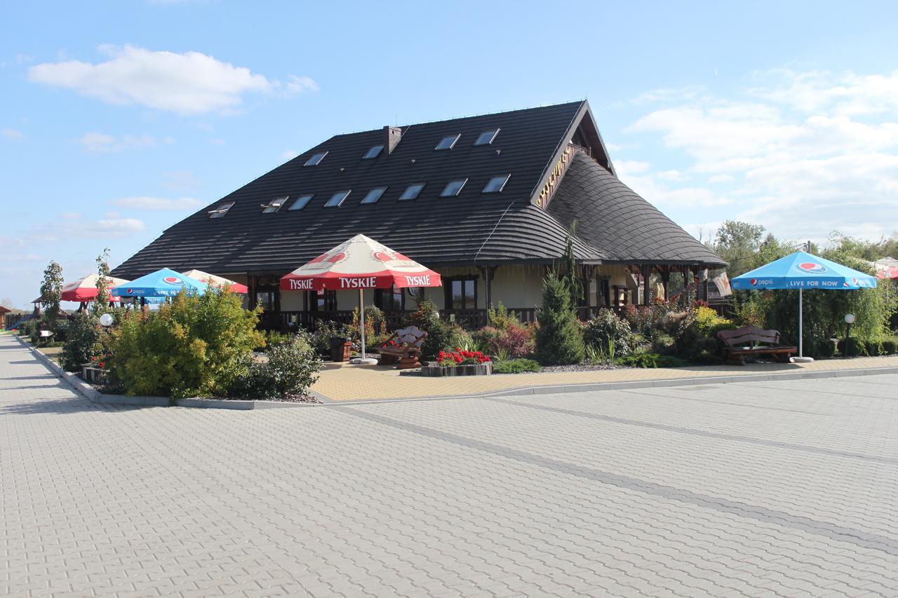 Gosciniec Legenda Hotell Wyszogrod Exteriör bild